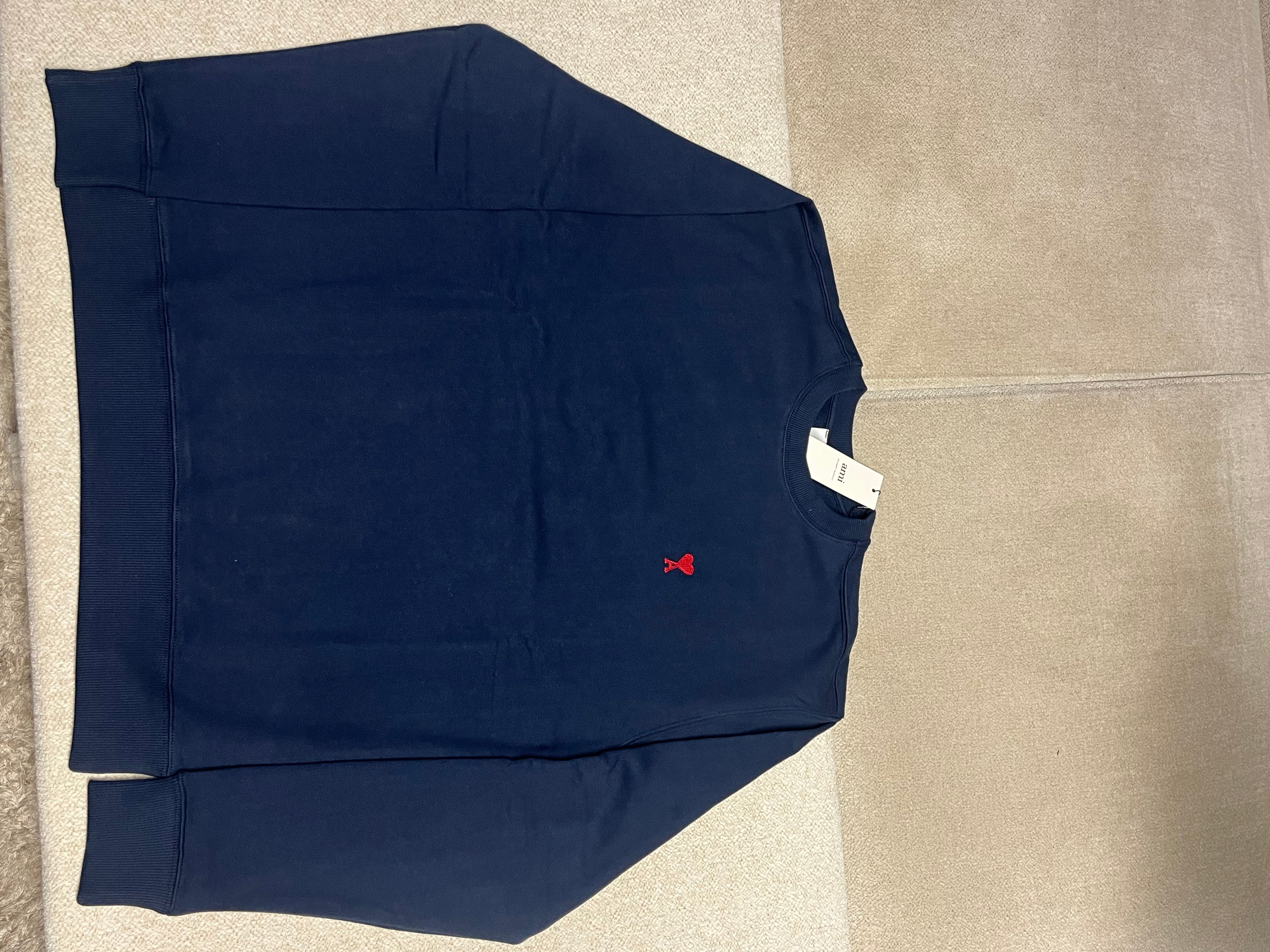 •  Pull sweat bleu navy col rond confortable
•  Sweat crewneck bleu marine effet oversize