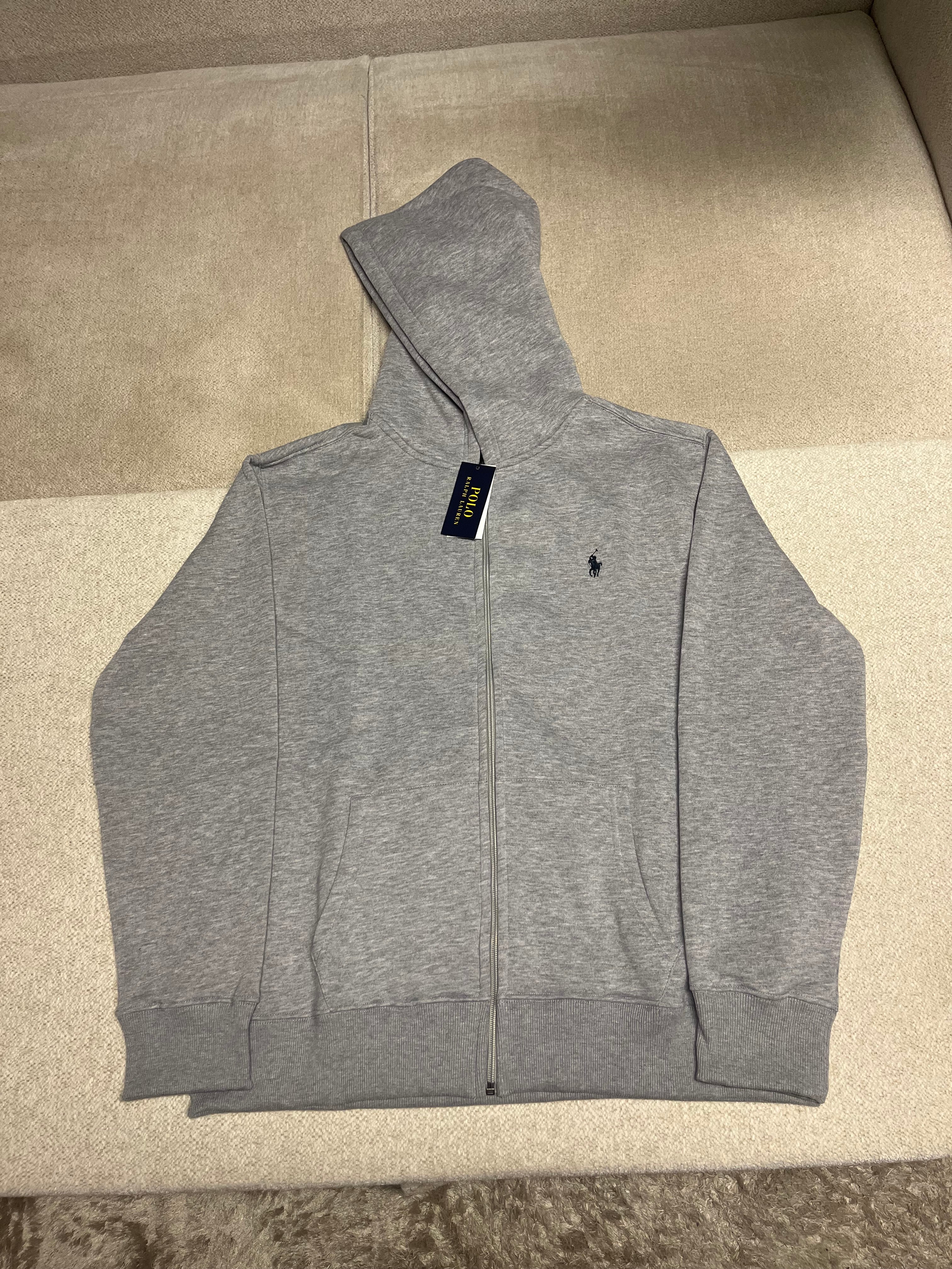 Les meilleurs (recommandés) :
1. Hoodie Zippé Polo Ralph Lauren Gris - Neuf avec étiquettes