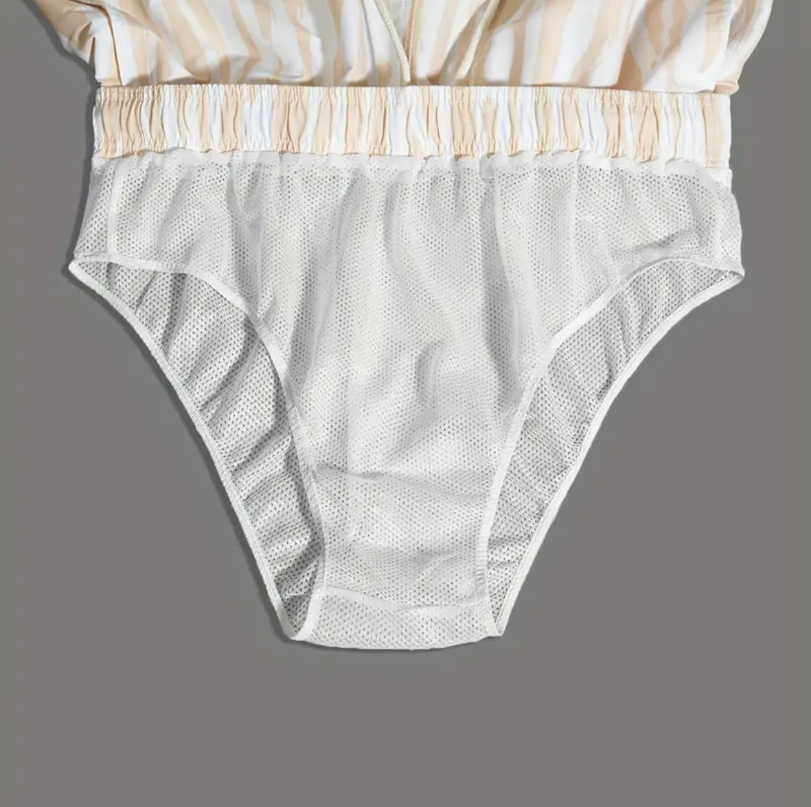 Short de plage homme avec cordon réglable et poches pratiques