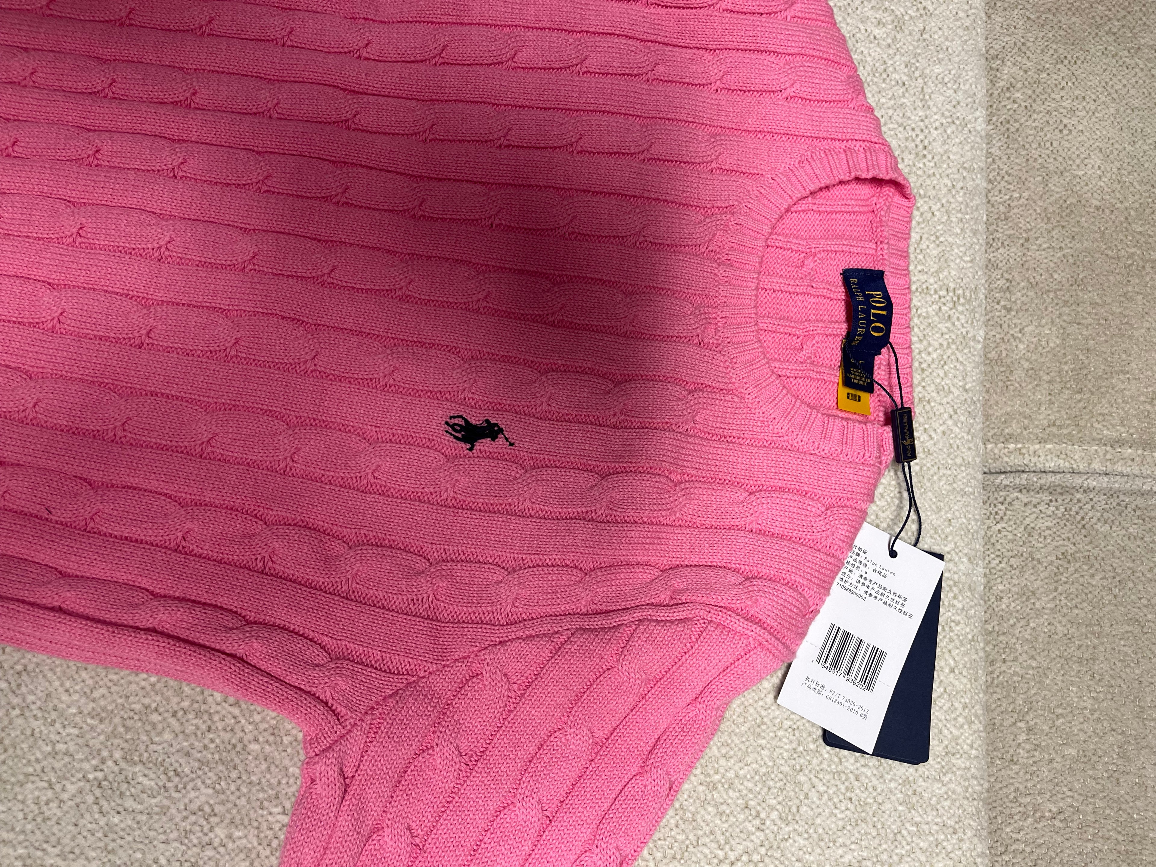 Les meilleurs :
1. Pull Ralph Lauren Rose Cable Knit Épais - Neuf avec étiquettes (le plus efficace pour la vente)