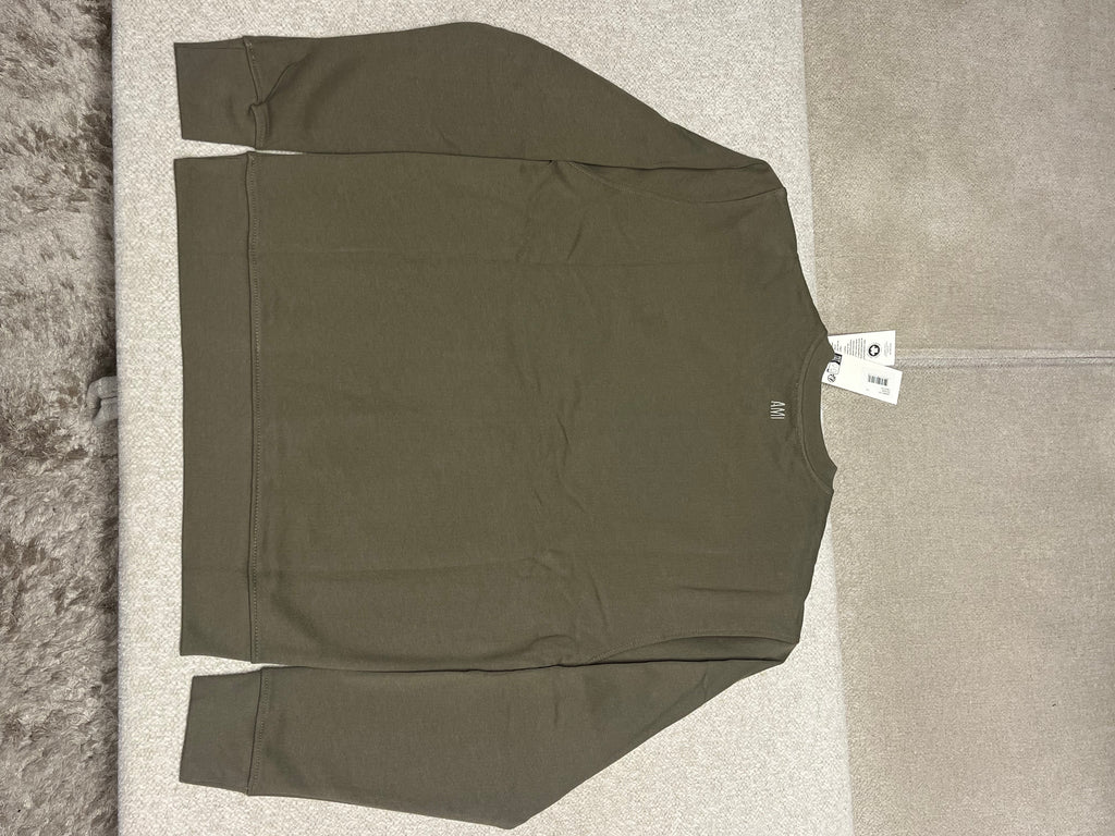 « Sweat Kaki Vert Olive Minimaliste - Logo Brodé Rouge » (le plus recommandé)