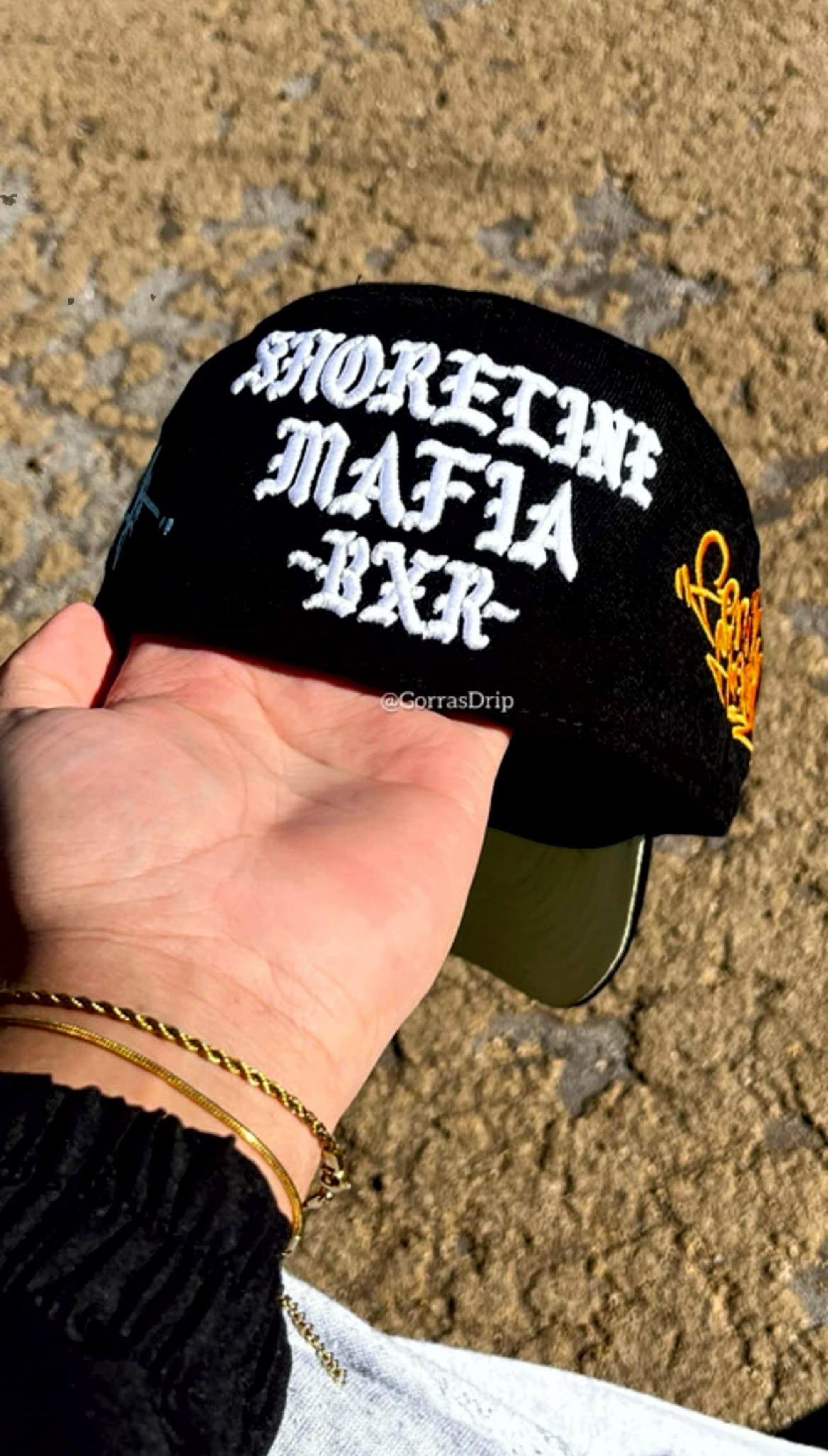 •	Casquette Noire Premium Ajustable
	•	Casquette Vintage Streetwear Unisexe
